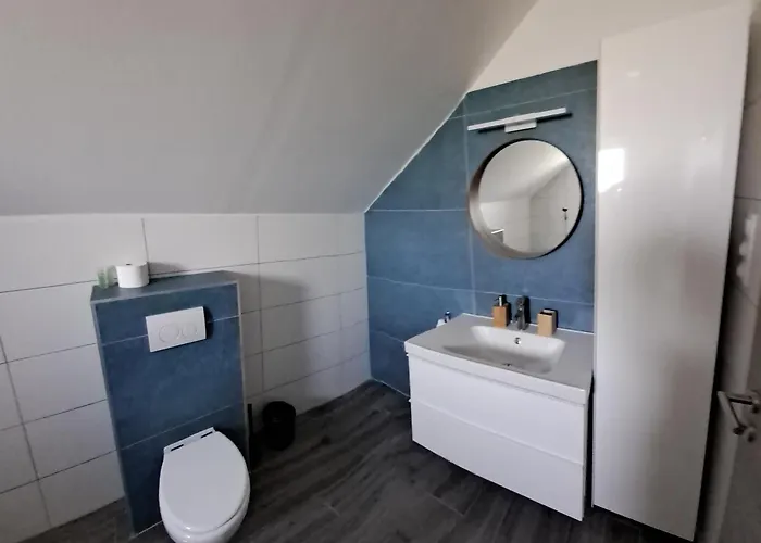 R&r Vendeghaz Holiday home Vonyarcvashegy